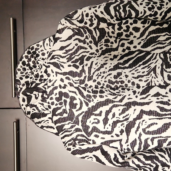 Showstopper! Ladies S-M coat - Picture 4 of 6